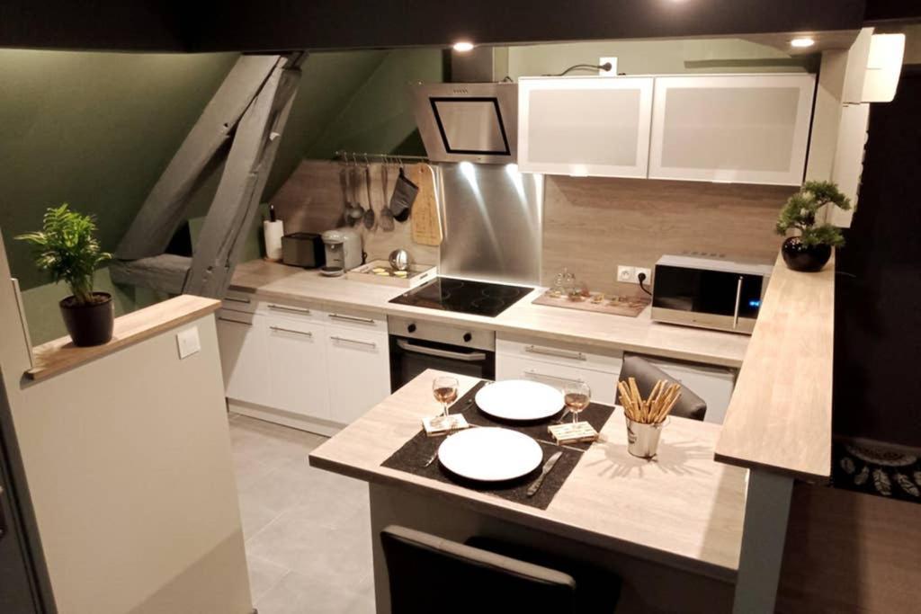 Appartement L'Evasion... Balnéo. à Sainte-Savine Extérieur photo